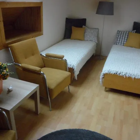 Haus Borbely شقة Balatonföldvár